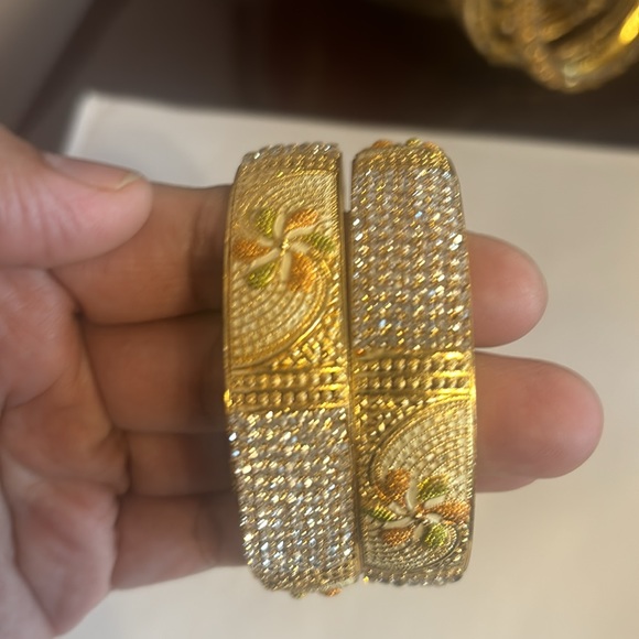 Salwar Kameez Jewelry - 2 pc Indian bangle set